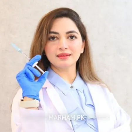 Ayesha Tariq Customer